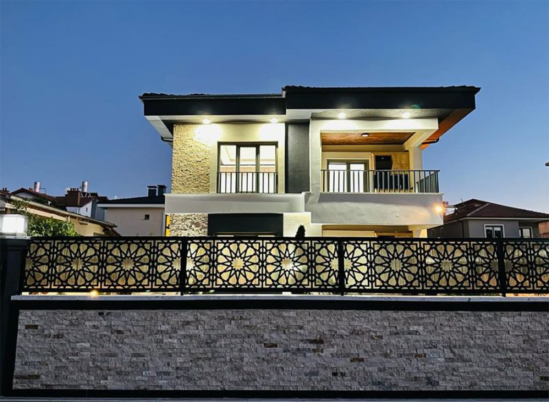 Detached villa for sale in Konya